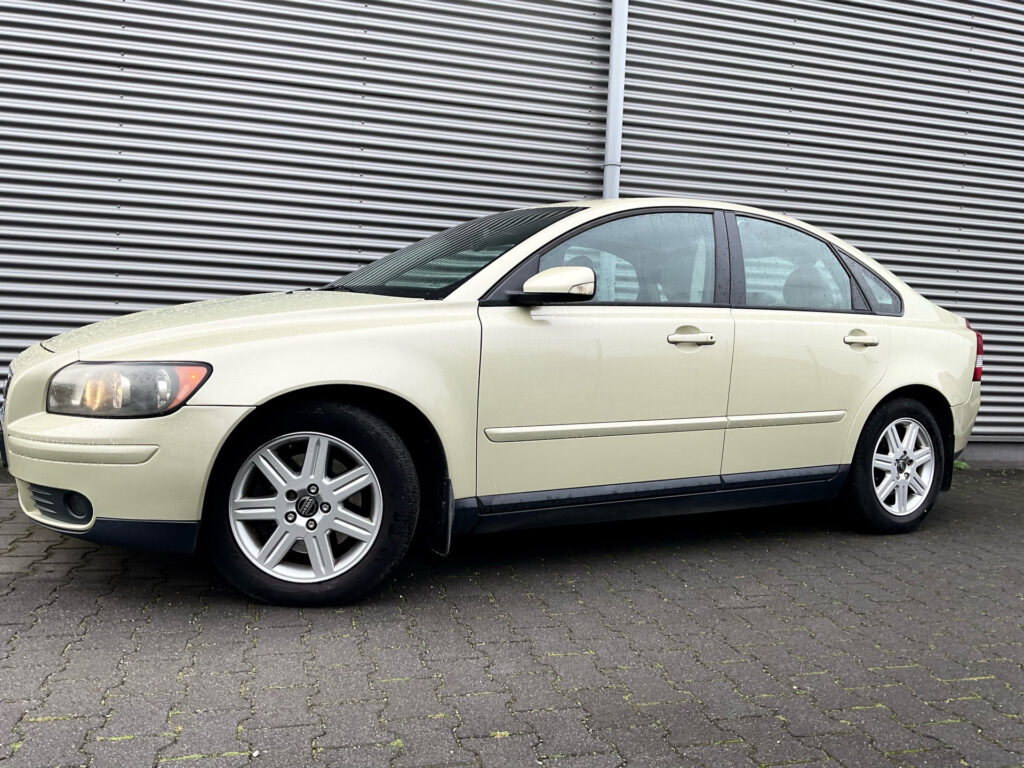 Volvo S40 2.4 Momentum 5Cilinder